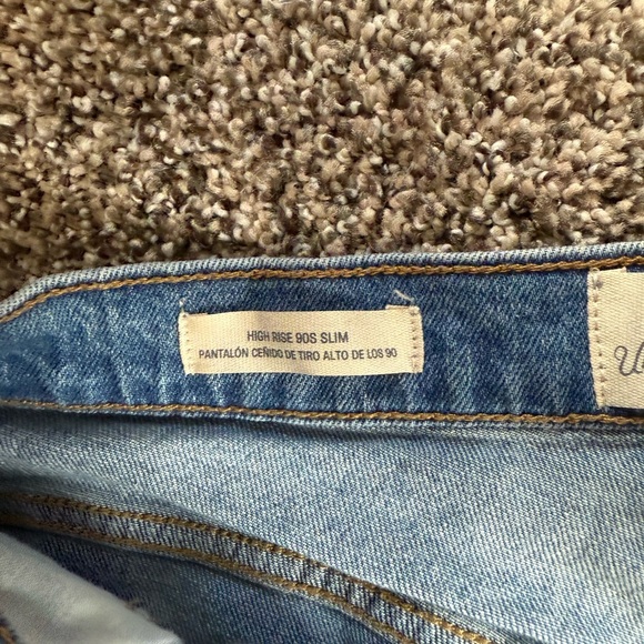 Women’s Universal Thread Light Blue Straight Leg High Rise 90s Slim Jeans NWOT - Picture 3 of 4